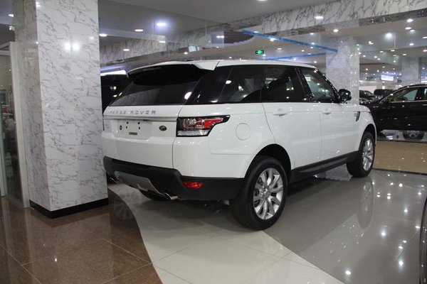 进口路虎揽胜运动现车 福利优厚揽运献礼-图3