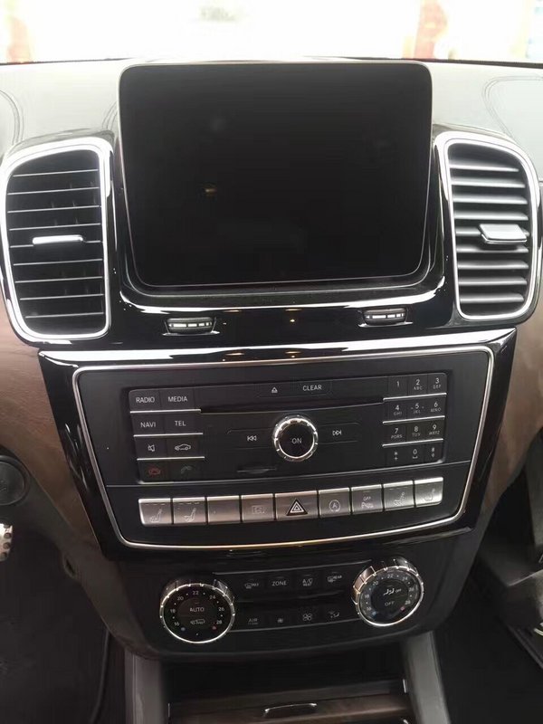 17款奔馳GLS63現(xiàn)車 AMG配置豪華包238萬(wàn)-圖5