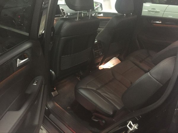 2017款奔驰GLS450现车 PK路虎性能不认输-图8