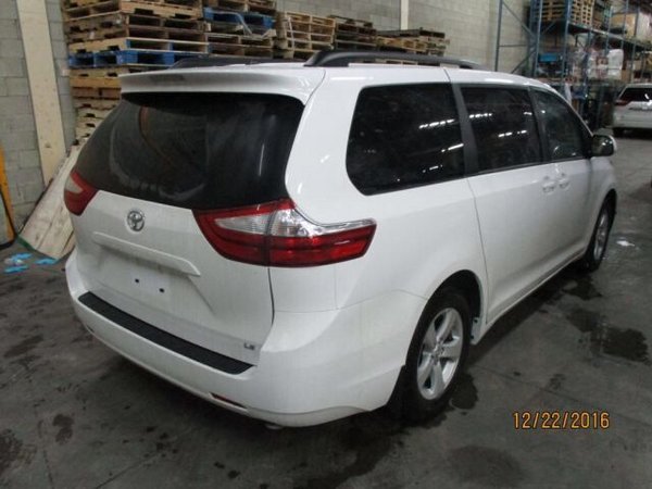 2017款豐田塞納 大氣商務(wù)進(jìn)口現(xiàn)車超低價(jià)-圖4