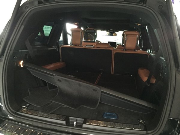 17款美規(guī)奔馳GLS500豪華型 現(xiàn)車天津價(jià)格-圖7