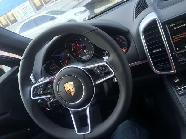 保时捷卡宴高颜值SUV 震撼底价备受瞩目-图6