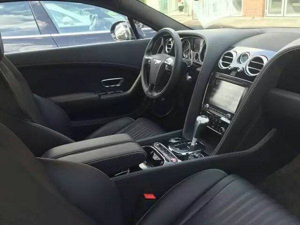 2016款宾利欧陆GT 高大上豪华车耳目一新-图5
