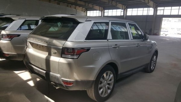 16款路虎揽胜运动汽油版 内部价格大酬宾-图3