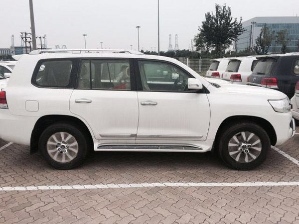 豐田酷路澤4600港口現(xiàn)車 批發(fā)全國(guó)最低價(jià)-圖5