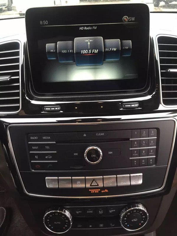 17奔馳GLS450現(xiàn)車入港 配置公開首批優(yōu)惠-圖7