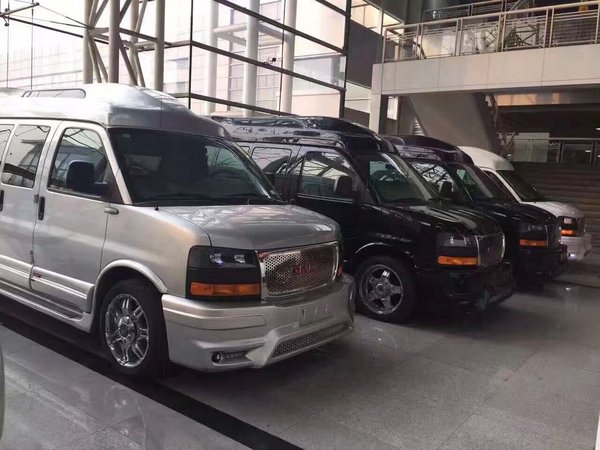 GMC商務(wù)豪華房車6.2米 7座定制內(nèi)艙降價(jià)-圖12