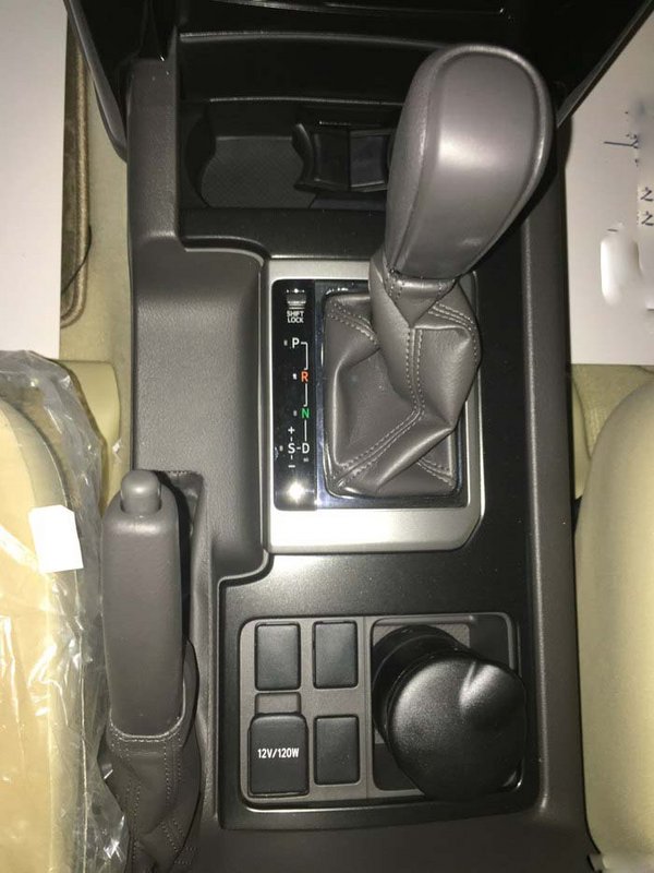 中東版豐田霸道2700 普拉多SUV底降批發(fā)-圖6