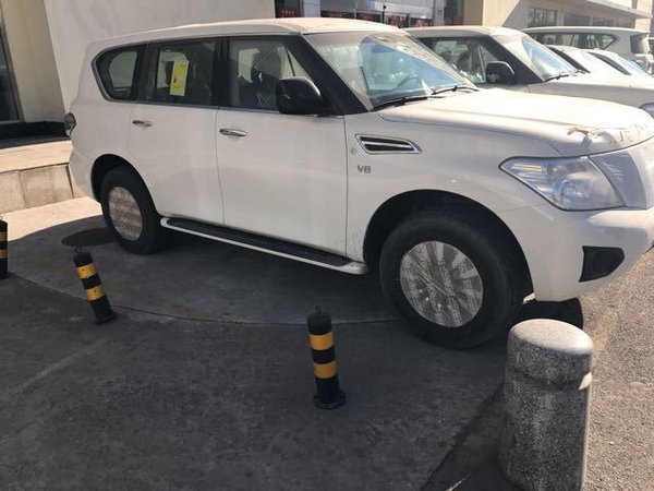 日產(chǎn)尼桑途樂(lè)現(xiàn)車(chē) 彪悍越野適合任何路況-圖3