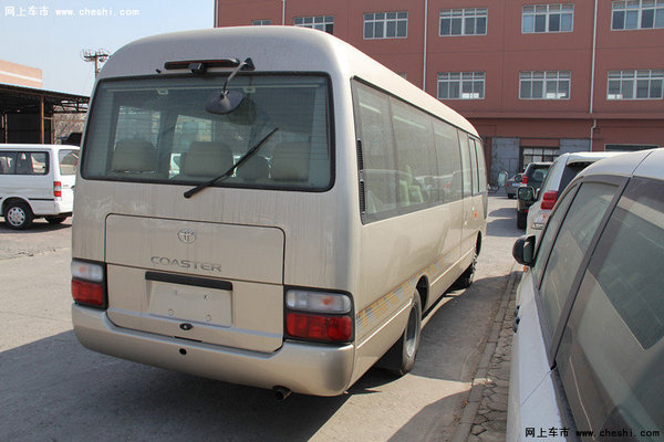 豐田考斯特改裝巴士 商用現(xiàn)車沖量大放價(jià)-圖4