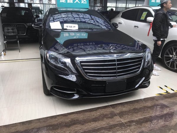 奔驰S550e用料精琢挑选 高端人士首选车-图2