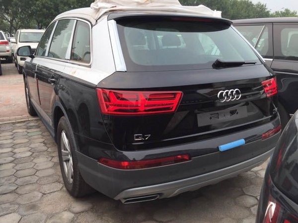 歐規(guī)奧迪Q7再降豪華車門檻55萬能有多強(qiáng)-圖3