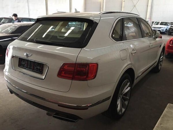 2017款宾利添越4.0/6.0 柴油/汽油颜色全-图7