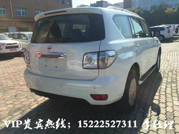 2017款尼桑途乐4.0SE 61万体验全配性能-图8