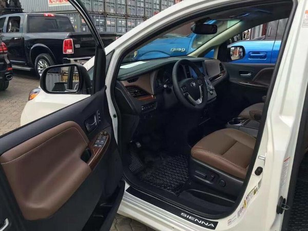16款丰田塞纳3.5L现车 四驱LE版低惠商务-图6