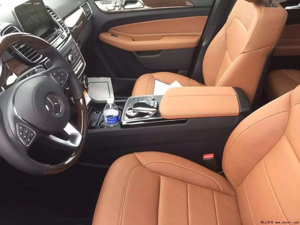 2017款奔馳GLS400中規(guī)美規(guī)區(qū)別 GLS價(jià)格-圖6