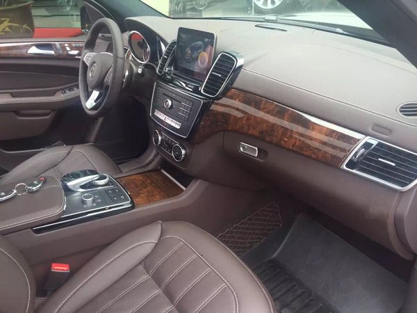 2017款奔馳GLS450報價 狂放不羈突破底線-圖4