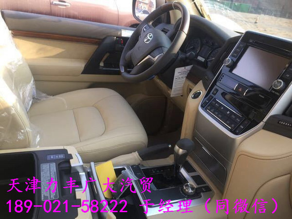 2017款丰田酷路泽4000 新V6丐版亮点细节-图8
