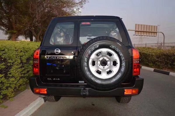 17款日产尼桑途乐Y61 长轴4800现车预定-图7