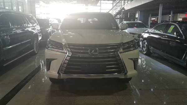 17款雷克薩斯LX570 八座極品凌志搶底價-圖2