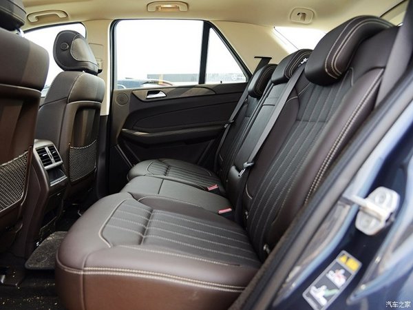 2017款奔驰GLE400 时尚豪华SUV配置齐全-图6