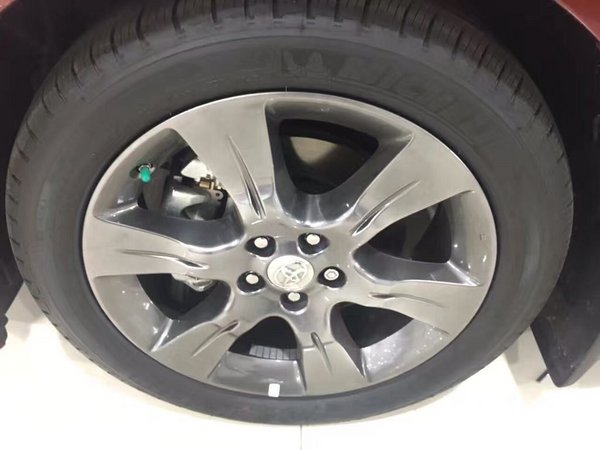 2016款加版丰田塞纳3.5L 两驱SE七座48万-图7