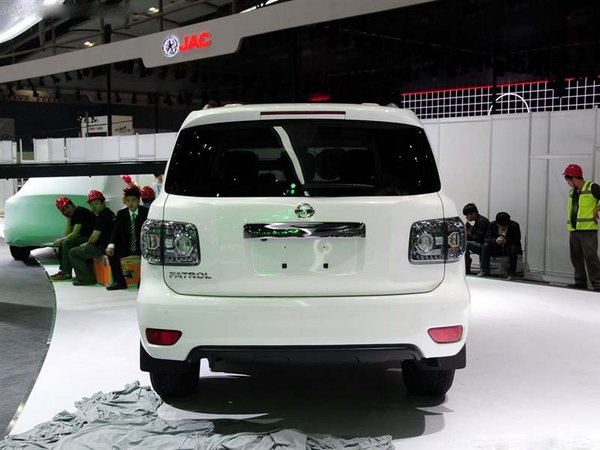2017款日產(chǎn)尼桑途樂Y62 逆降天津港58萬(wàn)-圖3