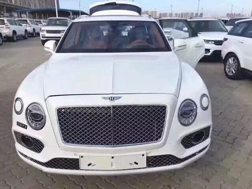 2017款宾利飞驰4.0T V8商家年末钜惠提车-图2