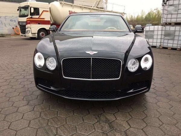 2017款宾利飞驰汽油版 4.0/6.0尊享奢华-图4