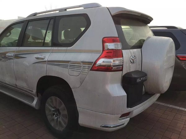豐田霸道4000 中東版普拉多現(xiàn)車驚爆價(jià)售-圖3