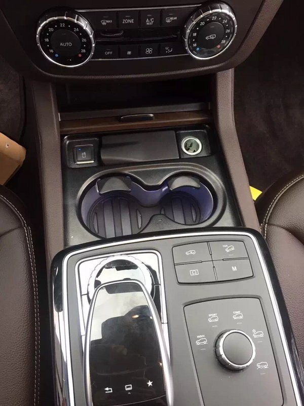 17奔馳GLS450現(xiàn)車入港 配置公開首批優(yōu)惠-圖6