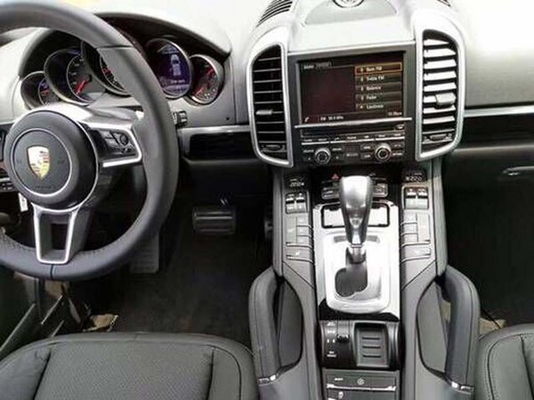 保時(shí)捷卡宴3.6港口現(xiàn)車 美規(guī)卡宴降價(jià)SUV-圖4