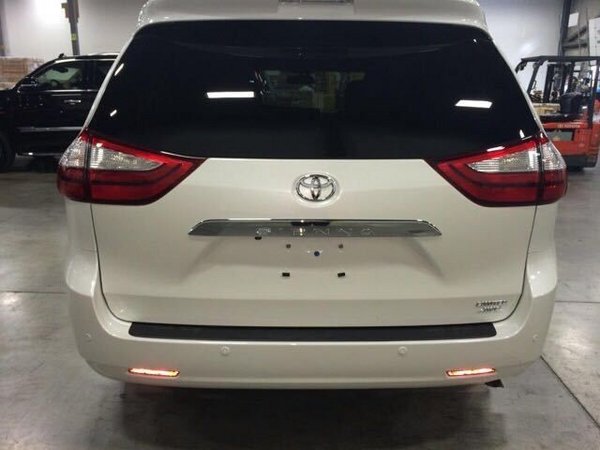 2017款豐田塞納報價 王牌商務車勁惠不止-圖4