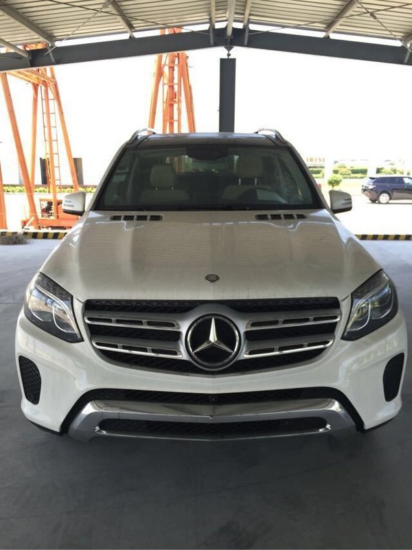 新一批GLS現(xiàn)車到港 17款奔馳GLS450價格-圖2