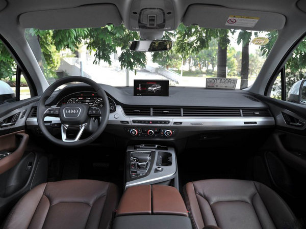 车内饰排名_豪车排名前十名(3)