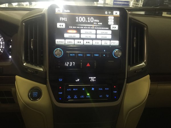 16款豐田酷路澤5700 熱銷車型110萬勁促-圖5