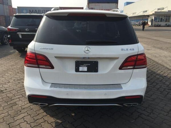 17款奔驰GLE400现车报价 大量促销现车售-图3