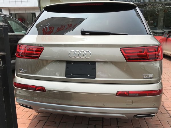 2016款奥迪Q7实力强劲 价格合理尽善尽美-图3