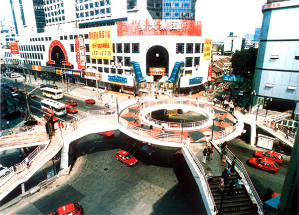 武汉最繁华的地段_购物中心发展转变趋势 营销方式 体验体验 差异化