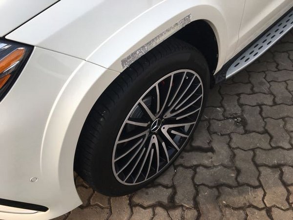 17款奔馳GLS63AMG 頂級豪華SUV津門獨惠-圖4
