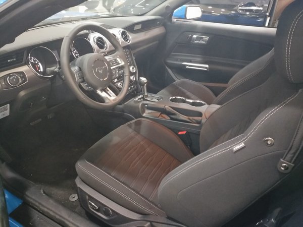2016款福特野馬2.3T 造型更帥氣特惠秒搶-圖6