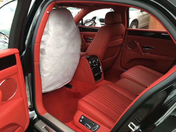 宾利飞驰配置全解 过人气势豪华座驾特惠-图9