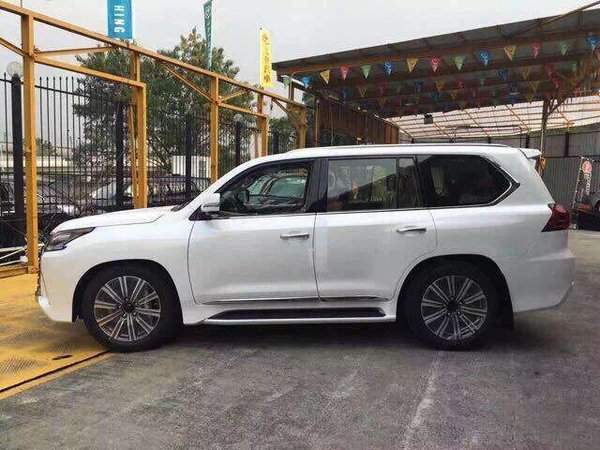 2016款雷克薩斯LX570 熱門越野連番特降-圖4