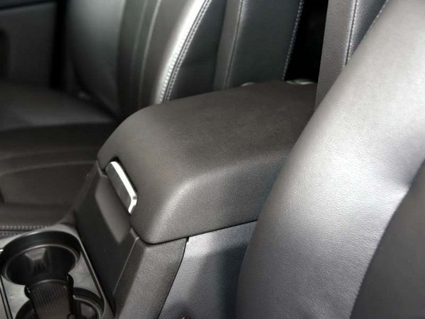 16款路虎发现四现车 纯正越野血统特惠价-图6