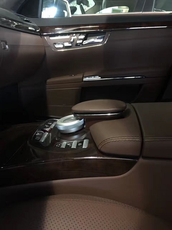 2016款奔驰巴博斯60S 高端定制配置一流-图8