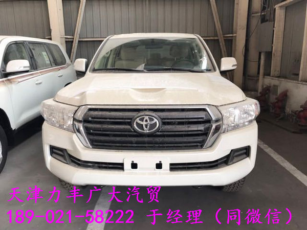 2017款丰田酷路泽4000 新V6丐版亮点细节-图2