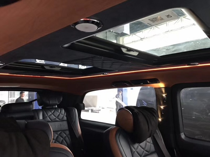 2018款奔驰V250加长版 豪华改装功能更全-图9