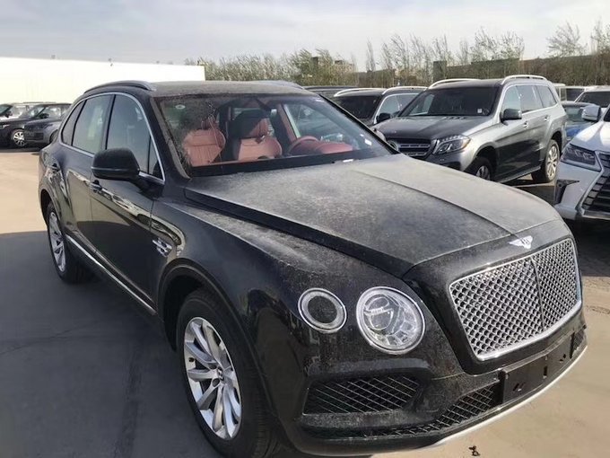 18款汽油宾利添越定制版 奢侈SUV诚信价-图3