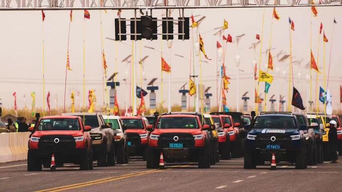 长城炮全性能家族征战阿拉善英雄会 嗨玩国庆假期-图2