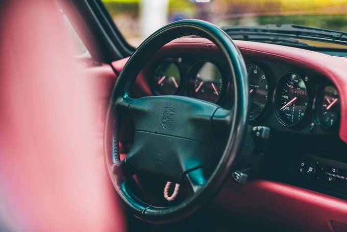 因为911有du !一个老男孩与他3辆911的故事-图10